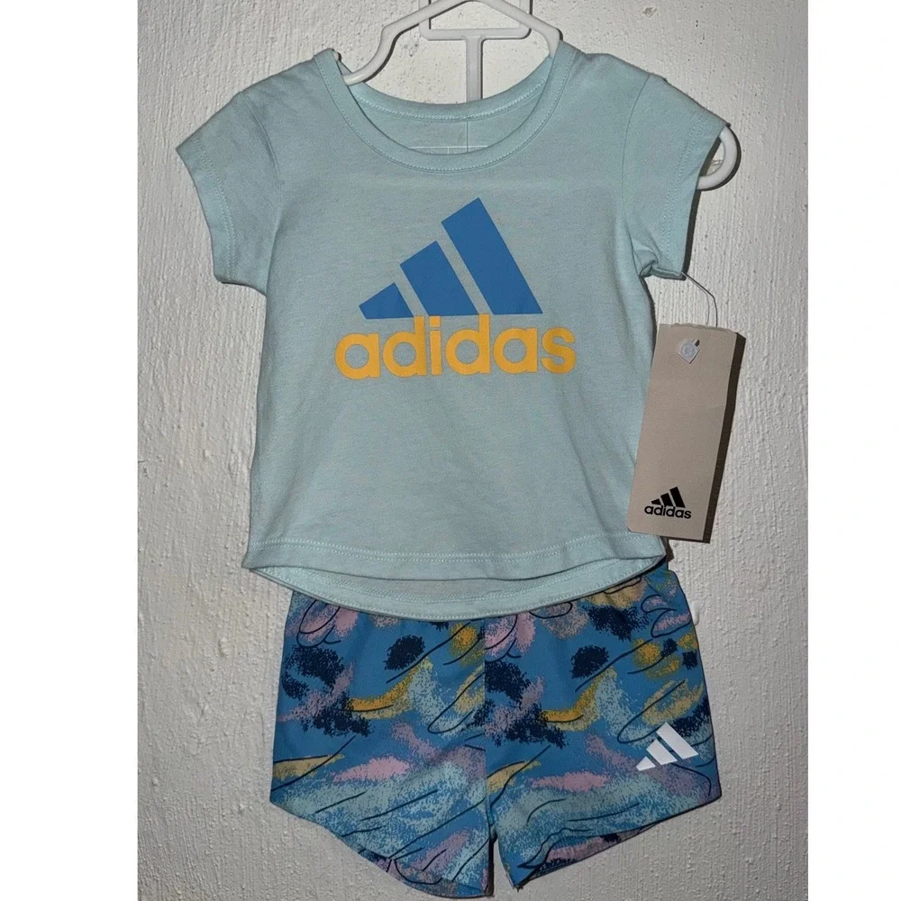 Adidas Infant Girls 2 Piece Set Light Blue Graphic Tee and Printed Shorts 3M